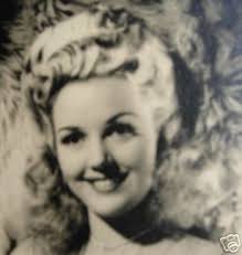 VINTAGE SIGNED 4X5 PHOTO ACTRESS LYNN MERRICK