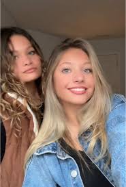 do we even look related #lmk #thanksgiving