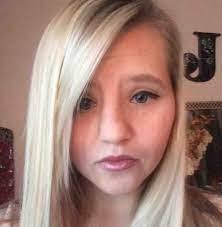 Renae Cole's Instagram, Twitter & Facebook