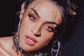 Batidão tropical 🌴🌴🌴🌴 link na bio Pabllo Vittar Post A Photo On Instagram And It Is Highly Praised By The Artists Oi Canadian