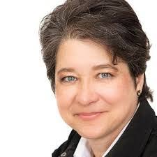 Laurie Soper's Instagram, Twitter & Facebook