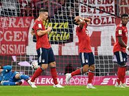 Die mannschaft von trainer martin schmidt besiegte die fohlen im finale über 45 minuten mit 1:0. Fc Bayern Verliert Gegen Gladbach Bvb Siegt Spektakular Sport Ludwigsburger Kreiszeitung