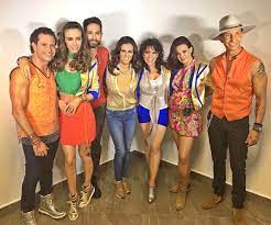 Disfruten este videazo fans de la gran edith y fans de timbi ,saludos desde ecuador `por cierto ahi vean a patty tanus. Edith Marquez Somosamigos Juntos Timbiriche Timbiriche 35 Facebook