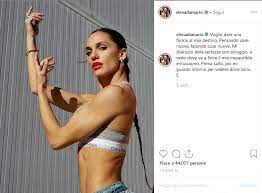 La ballerina di amici, elena d'amario, e l'attore michele morrone sono stati paparazzati mentre si scambiavano dei baci, dal settimanale chi di alfonso signorini. Elena D Amario E Michele Morrone Piu Che Amici Cena Romantica E Baci Nella Capitale Il Mattino It