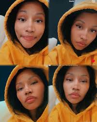 Somebody said why Nicki standing like Shamar & now I can't unsee it 😩 I'm  logging off