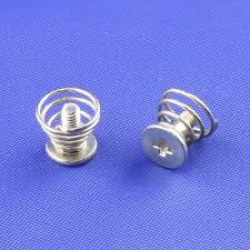 low profile screw for heat sink
