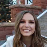 Sadie Dooley's Instagram, Twitter & Facebook