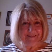 Lynda Hanson's Instagram, Twitter & Facebook