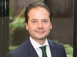 Metropolitan Museum board appoints first woman co-chair