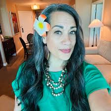 What are some venue suggestions for a weekly women's lunch/coffee group in  Post Falls?