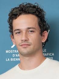 Eli Brown's Instagram, Twitter & Facebook