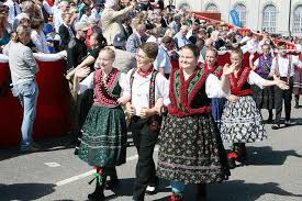 Mai 2021 in fulda statt. Hessentag Kassel Sonntag 23 06 2013 Trachtenland Hessen Festzug Schlitzerlander Trachten Und Volkstanzkreis Hess Kassel Germany