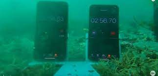Tes Ketahanan Iphone 11 Dan 11 Pro Bertahan Di Kedalaman 12m Tekno Tempo Co