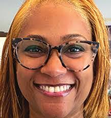 Julia Pastore's Instagram, Twitter & Facebook