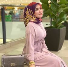 Bisa kirim lewat dm kalau foto jilboobs kamu mau di tampilkan ke beranda kami. Pin On Jilboobs
