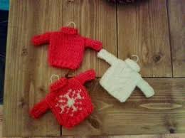 Download christmas tree bears from little cotton rabbits. Mini Christmas Sweaters Free Knitting Pattern Christmas Knitting Patterns Knitted Christmas Decorations Christmas Knitting Patterns Free