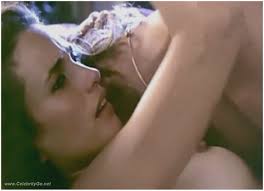 Andie MacDowell and her girls - Motherless.com