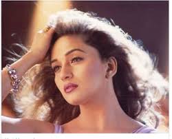 Madhuri Dixit S Throwback Picture Will Take You Back To The 90s Orissapost Yes, every decade has its fair share of monumental hair moments so to take a trip down memory lane, we rounded up 16 iconic '90s hairstyles as seen on some of our favorite entertainers. orissapost