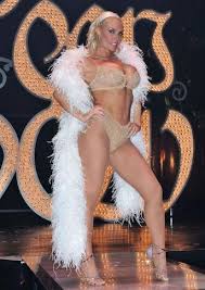 In 1999, she married mike williams, but they. Coco Austin Bio Wiki Net Worth Dating Married Husband Size