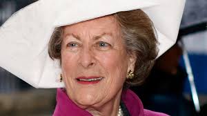 Former Lady-In-Waiting Pamela Hicks' Lavish Life