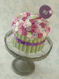 Order now to get best discounts on fresh cake, gifts and flowers with same day delivery, midnight delivery, fixed time delivery options. Single Tier Bouquet Cake This Is The Top Tier Of A Two Tie Flickr