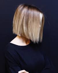 Mexican model cassandra luna flew from texas to los angeles to have adam cut her hair. Soft Blunt Softundercut Haircut Losangeles Anhcotran Softblunt Blunt Bob Hairstyles Hair Styles Medium Hair Styles