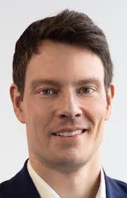 Nicole Geisel's Instagram, Twitter & Facebook