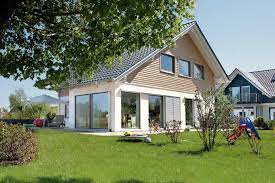 Bad mit fenster balkon / terrasse duschbad fußbodenheizung gartennutzung parkmöglichkeit provisionsfrei. Schworer Musterhaus In Bielefeld Schworerhaus
