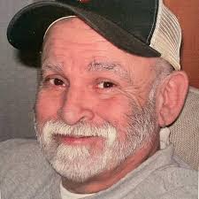 Larry Benavides's Instagram, Twitter & Facebook