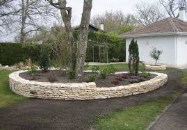 Construction De Murs En Pierres Seches A Biscarosse Paysagiste A La Teste De Jardiniere En Pierre Muret De Jardin Deco Jardin