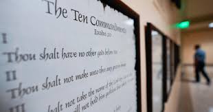 Appeals court clears way for Louisiana law requiring public schools to display Ten Commandments
