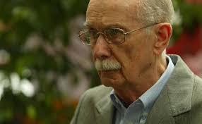 Leia a primeira coluna de Antonio Candido na Folha