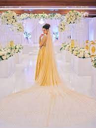 Get Inspired By This Beautiful Multi Vignette Luxurious Wedding Styled Shoot At The Houstonian Hotel Club Spa Luxury Wedding Bright Wedding Wedding Styles