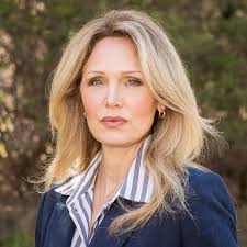 Shelly Preston's Instagram, Twitter & Facebook