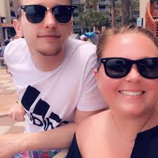 Anna McDaniel and Micah Grist's Wedding Website