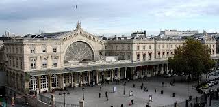 Les 24 Plus Belles Gares Dans Le Monde En 2020 Gare Sncf Gare Ile De France