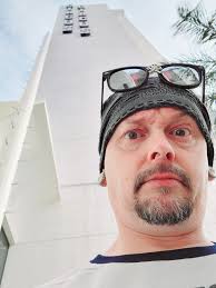 Mmmm..ooooh that smell..can't you smell that smell? The smell that's around  meeee! 🥰🥰😝😁