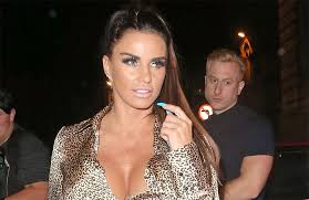 Jul 27, 2020 · and katie price, 42, appeared to be making the most of turkey's balmy climes on monday, when she was spotted sunning herself by her hotel's swimming pool. Katie Price Verweigert Entzug