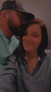 Summer Moyer's Instagram, Twitter & Facebook