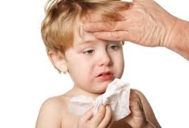 Cara kompres anak demam bukan di jidat dan dengan air dingin! 10 Cara Mengatasi Demam Pada Bayi Super Cepat Hamil Co Id