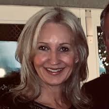 Leigh Macfarlane (@LeighMacfarlan2)