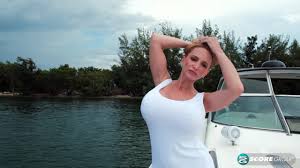 Billi Bardots One-Woman Boob Cruise