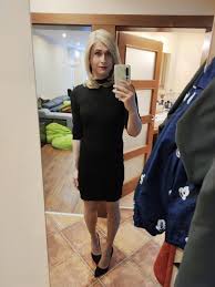 The golden rules when buying a camel coat are: Viki1apsalar U Viki1apsalar Reddit Favorite Dress Cool Outfits Outfits