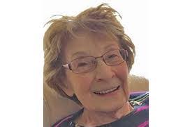 Kary Schultz's Instagram, Twitter & Facebook