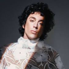 A Tu Ritmo Tv BCN: LUCAS BUN ESTRENA SU PRIMER ÁLBUM "POR EMPEZAR"