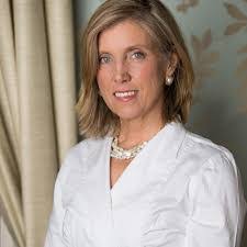 Hillary Washburn's Instagram, Twitter & Facebook