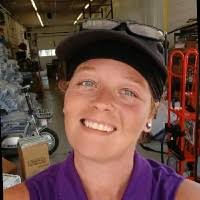 60+ "Sandy Helms" profiles