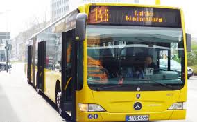 Ruhrbahn Essen Neuer Spuckschutz In Bussen Ticketverkauf 2 0 Radio Essen