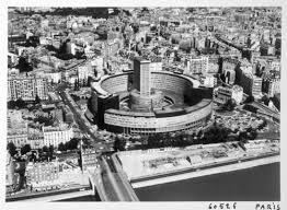 Vue Aerienne De Paris La Maison De L O R T F Actuelle Maison De La Radio Et Le Pont De Grenelle 16eme Arrondissement Paris Paris Musee Musee Carnavalet
