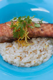 Zitronenrisotto Mit Lachs Quasi In 5 Minuten Tastesheriff Zitronen Risotto Essen Fur Die Seele Risotto